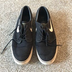Nike Janoski’s